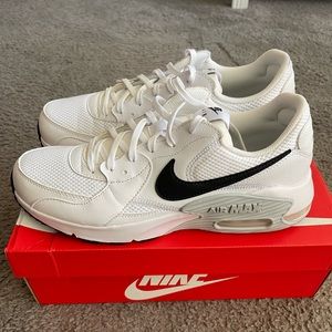 COPY - White Mens Nike Sneakers size 10